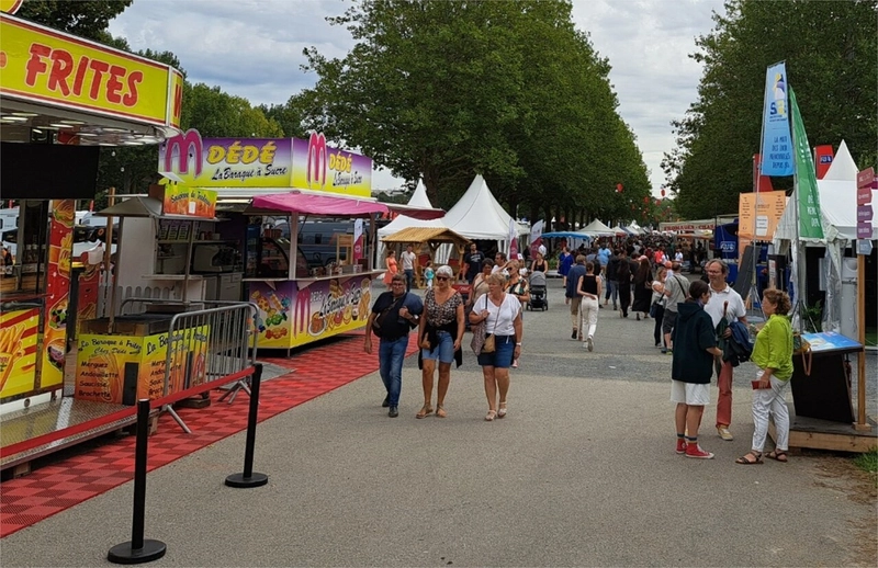 Why Attend FOIRE INTERNATIONALE DE CAEN? B2B Intro - 2
