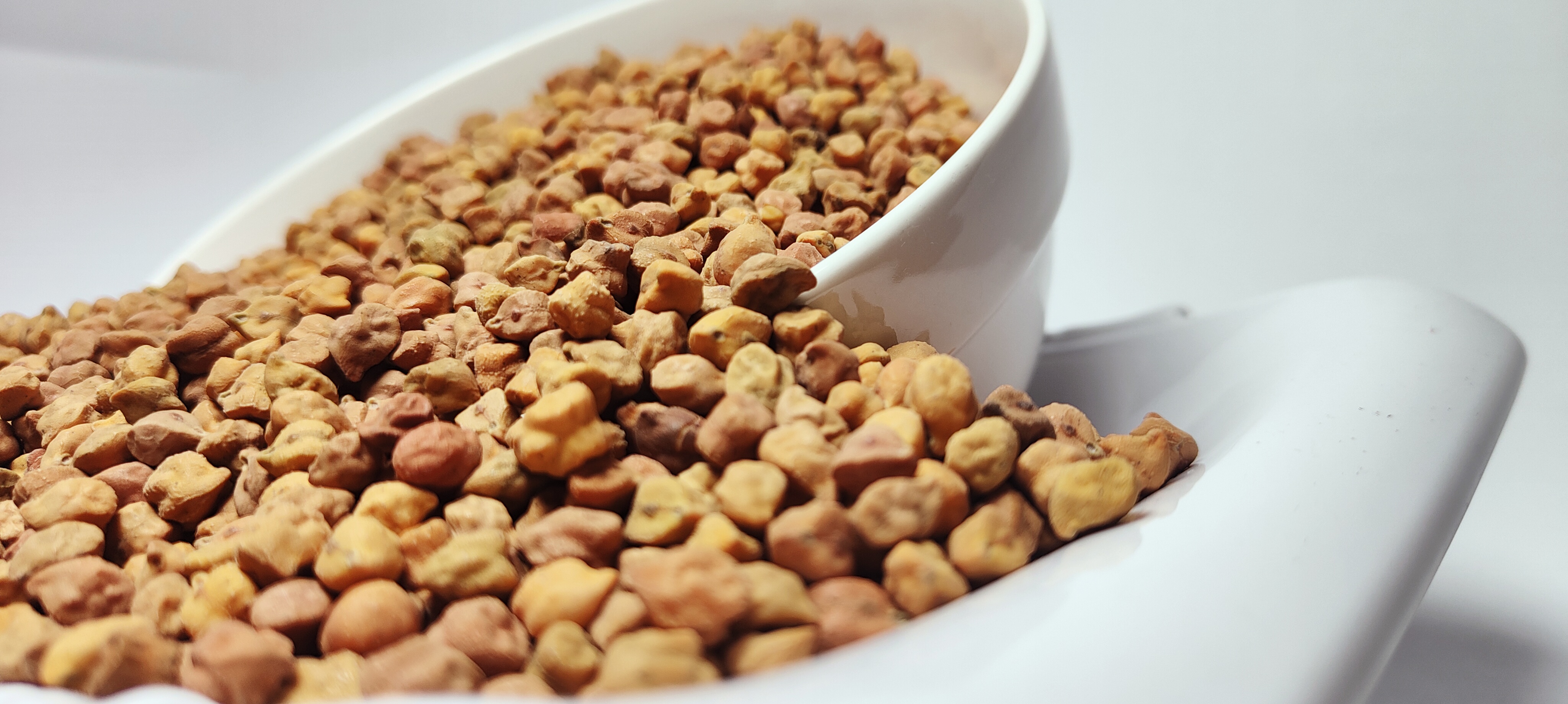 2024 New Crop Ethiopian Origin Desi Chickpeas Premium Quality Bulk Dried Machine Cleaned and Polished Kabuli Type