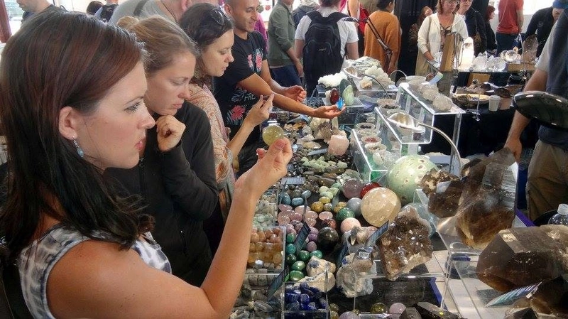 Discover The San Francisco Crystal Fair: B2B Event Guide - 1