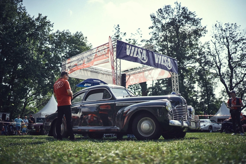 Inside US Car Classics: B2B Key Insights - 2