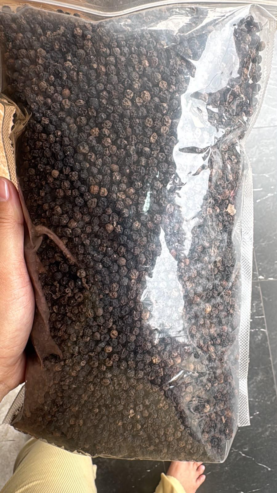 Premium Quality Indonesian Black Paper