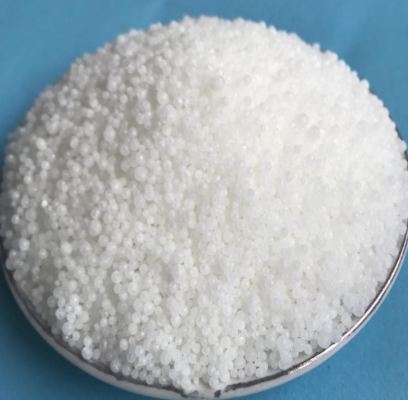 Urea 46% Fertilizer ( Prilled / Granular) Form Granulate, Other, Powders, Solution Volume > 1 L to 5 L, > 10 L to 50 L, > 5 L to 10 L, > 50 L to 500 l, > 500 L, Up to 1 l