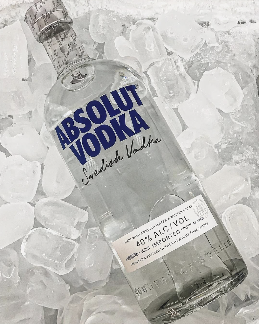 BEST VODKA IDEAL FOR SIPPING AND MIXING VODKA ABSOLUT PREMIUM SWEDISH VODKA 1L X 12 PER CARTON SALE