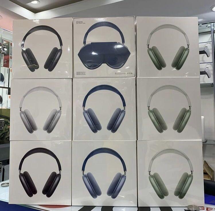 WTS Brand new latest AirPodS Max & Sony WH-1000XM4 factory sealed