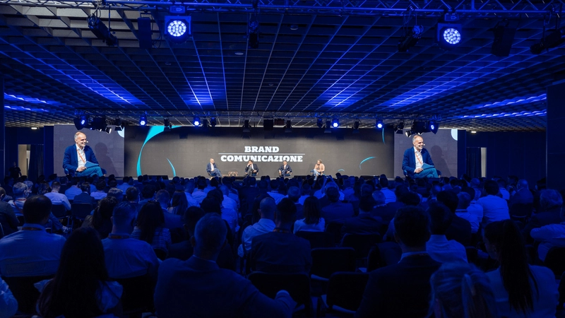 Why Attend Automotive Dealer Day ? B2B Intro - 1