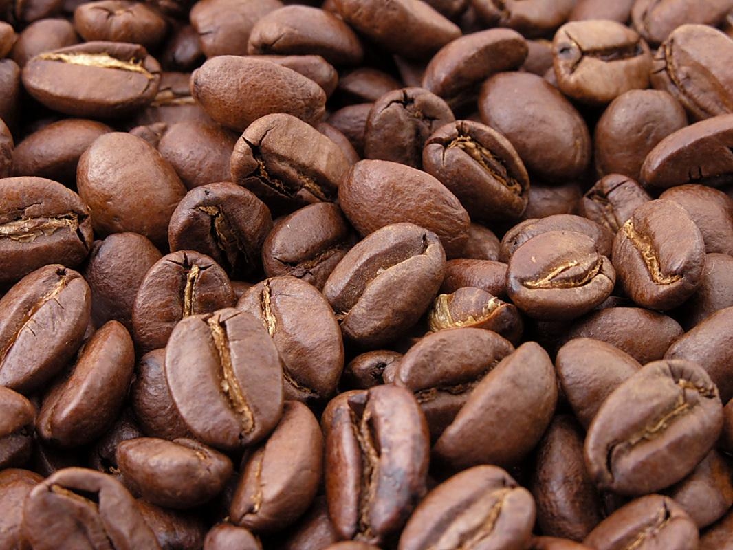 COFFEE BEANS Bean Size Uniform Origin South Africa Moisture Content Low Foreign Matter Free From Bean Type Arabica And