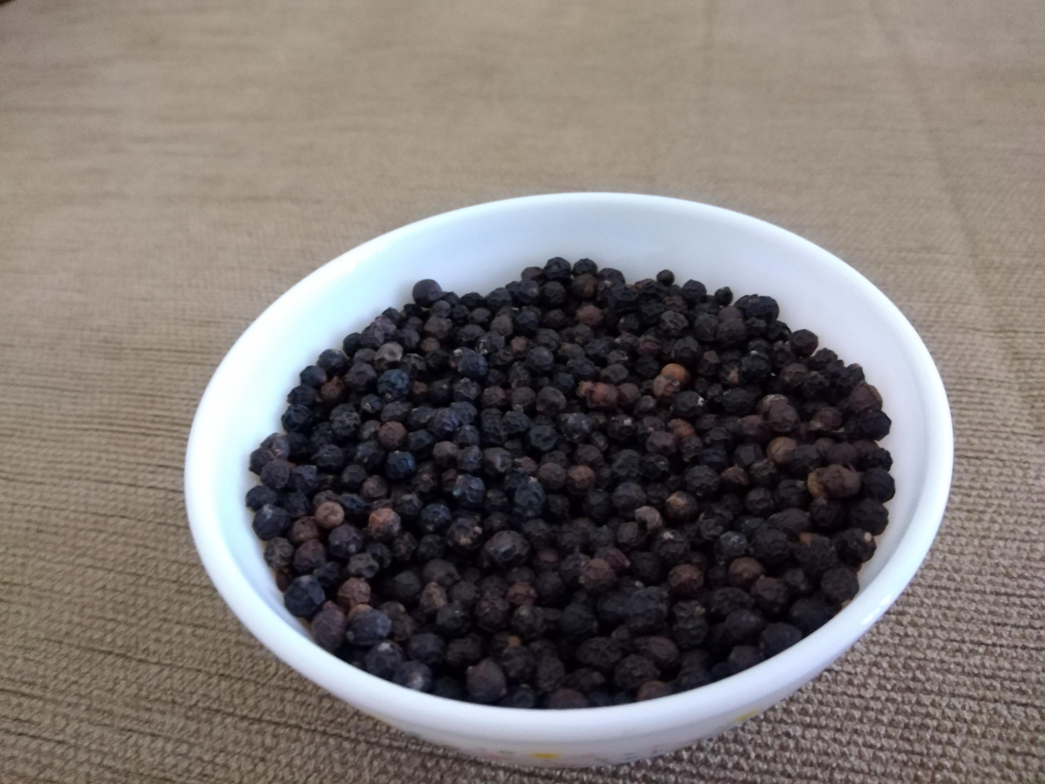 Ceylon Black Pepper – Whole Dried