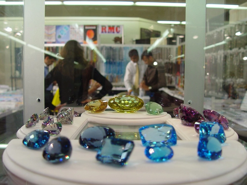 TUCSON FALL GEM & JEWELRY SHOW Spotlight: B2B Essentials - 1