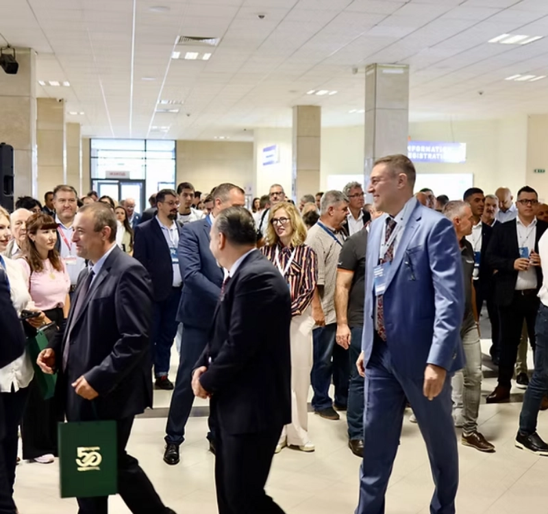 Why Attend Smart Poultry World? B2B Intro - 1