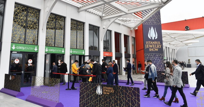 Inside ISTANBUL JEWELRY SHOW: B2B Key Insights
