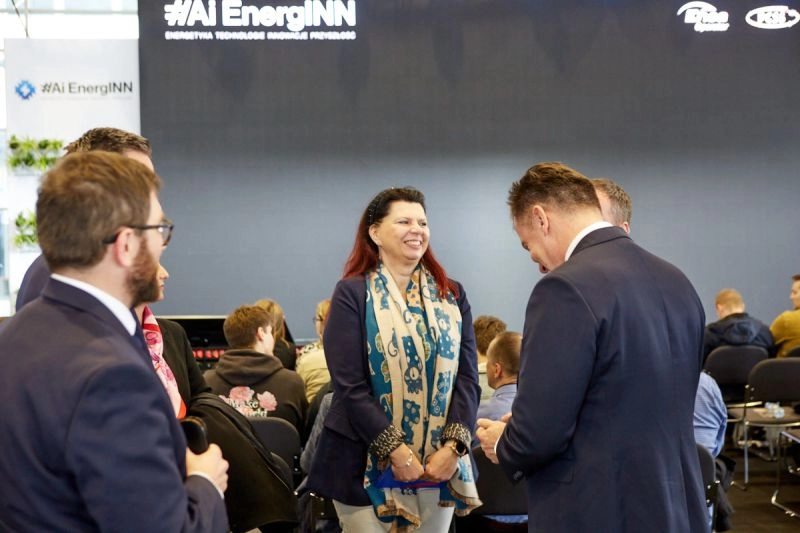 Why Attend EXPOPOWER? B2B Intro - 2
