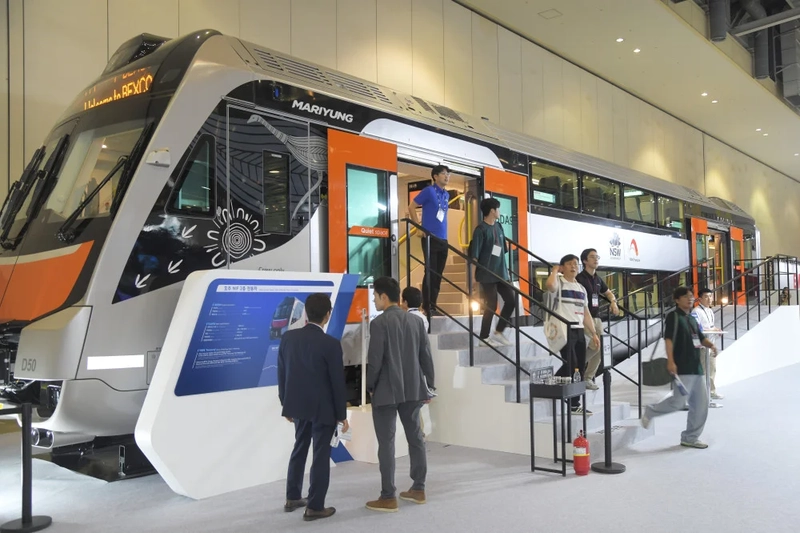RailLog Korea Conference Spotlight: B2B Essentials - 1