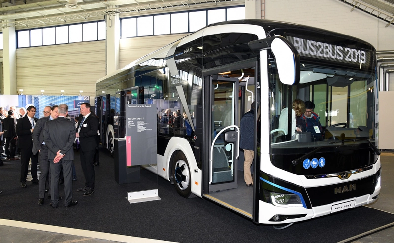 Inside BUS2BUS: B2B Key Insights - 3