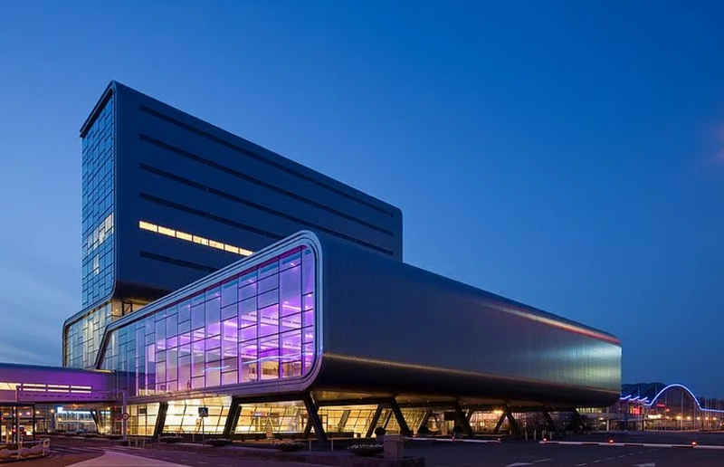 International Amsterdam Leather Show Spotlight: B2B Essentials