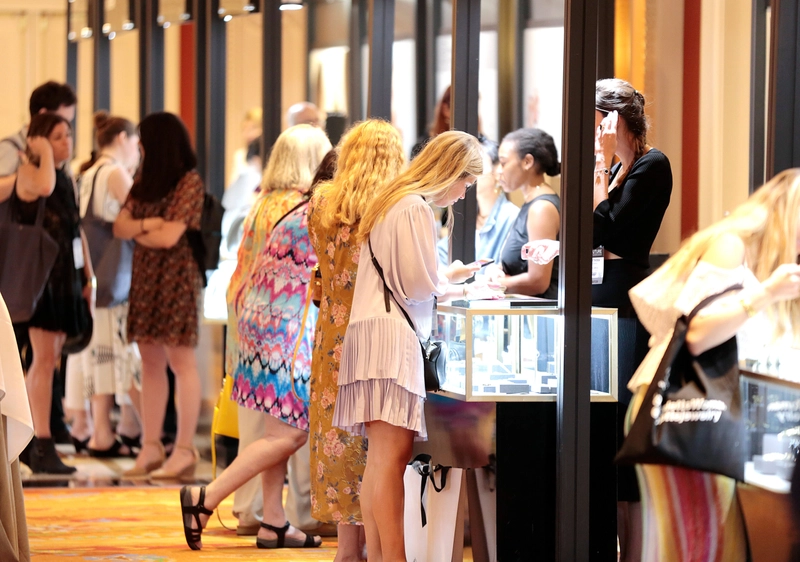 Discover COUTURE Las Vegas : B2B Event Guide - 1