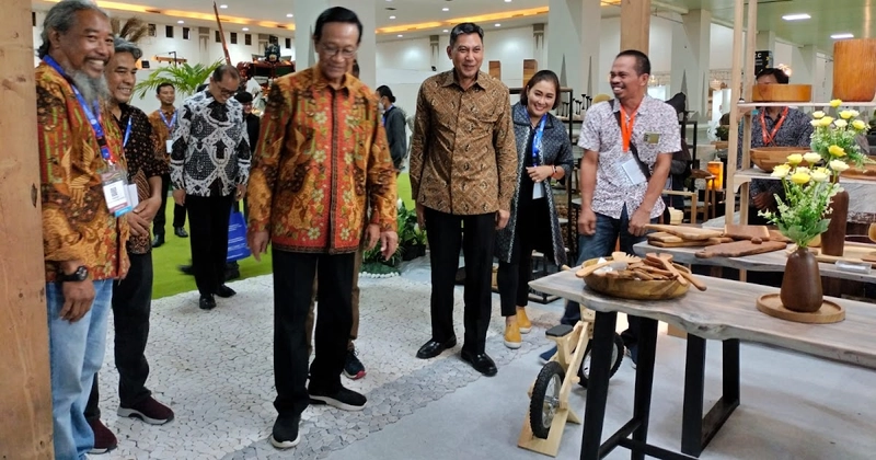 Jogja International Furniture & Craft Fair Indonesia Spotlight: B2B Essentials - 2