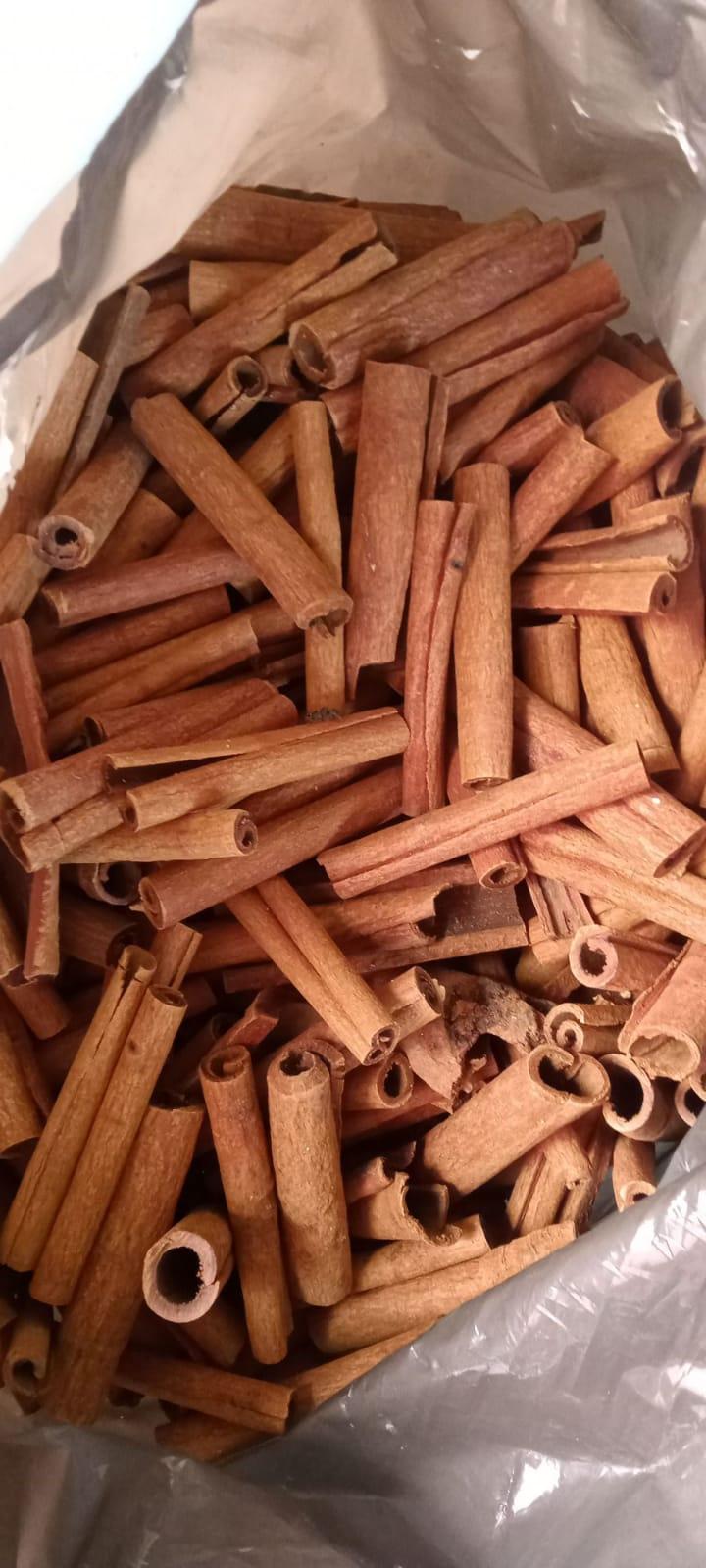 cinnamon stick Shelf Life 18 Months Place of Origin India Type Stick/chips/powder Packaging 10 Kgs Corrugated Carton Cultivation Type conventional/