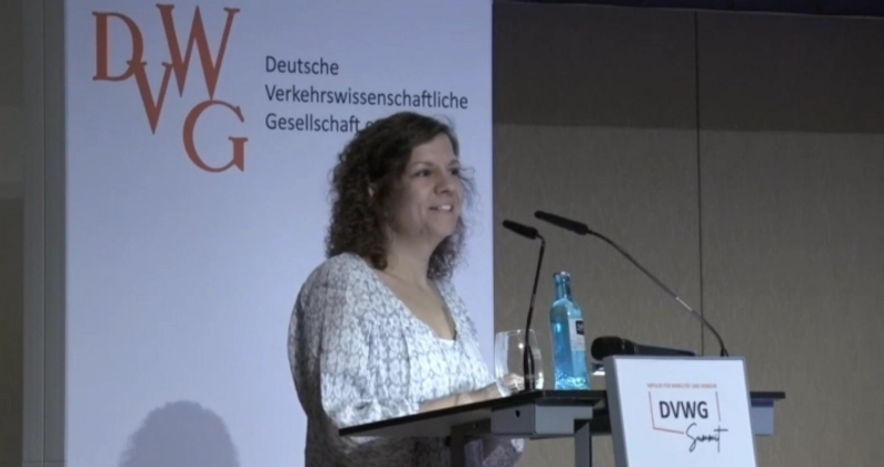 Why Attend DVWG Summit? B2B Intro - 2
