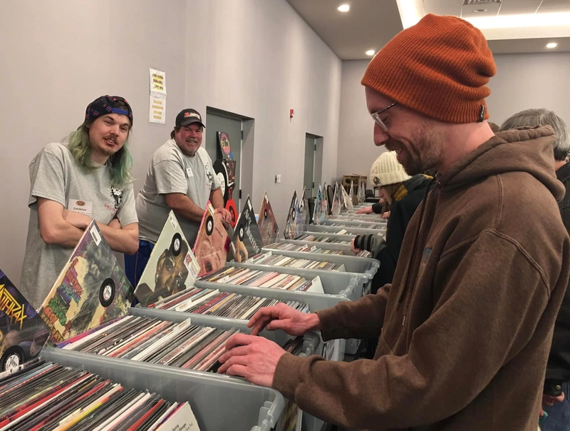 Unlock Vintage Voltage Expo: Must-Know B2B Event - 1