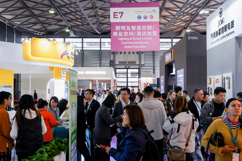 Why Attend Expo Lighting? B2B Intro - 1