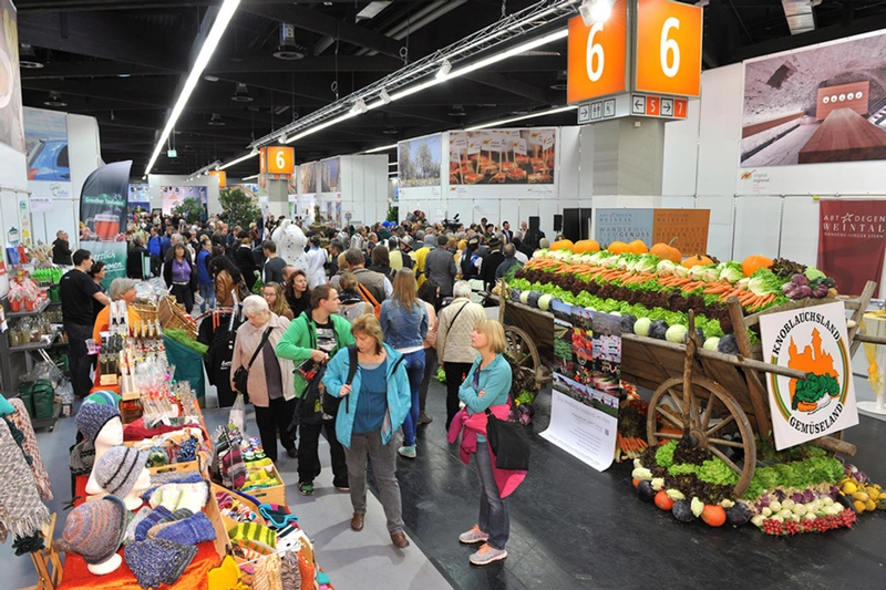 Discover GIN+TONIC / GINMARKET: B2B Event Guide - 1