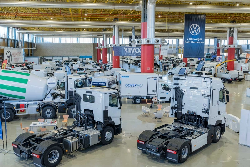 EXPOVANS & TRUCKS Spotlight: B2B Essentials - 1