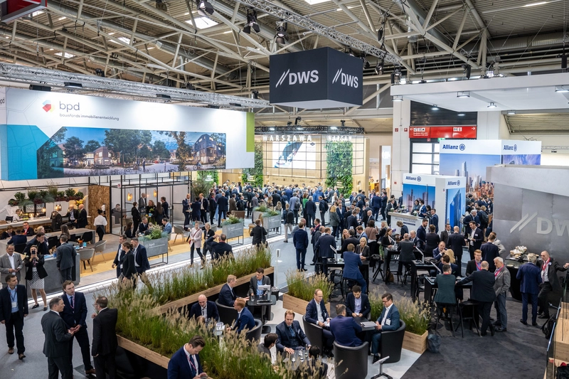 Why Expo Real Matters for B2B - 1