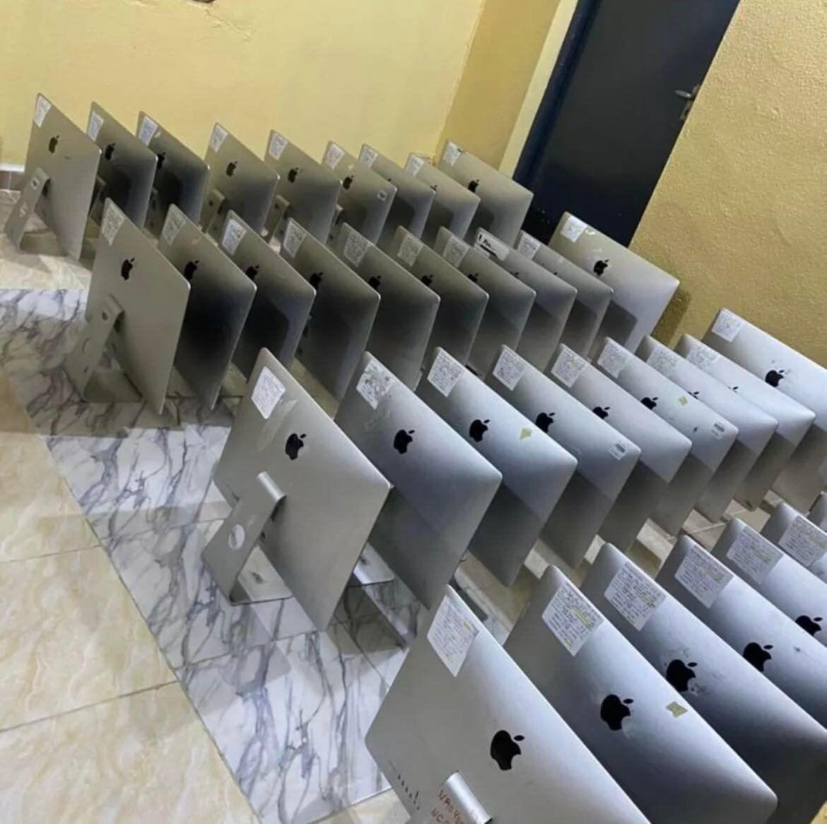 iMac 21.5 with 4K Retina 