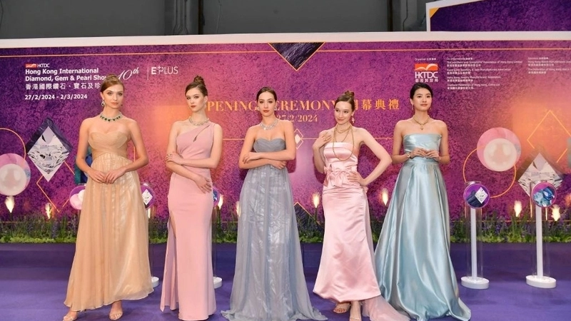 HKTDC HONG KONG INTERNATIONAL DIAMOND, GEM & PEARL SHOW Spotlight: B2B Essentials - 1