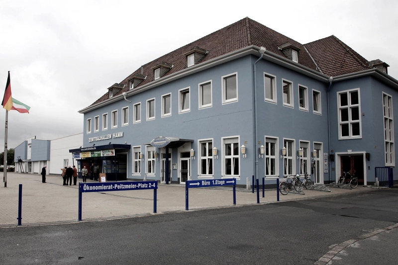 Inside West German Young Poultry Show: B2B Key Insights - 1