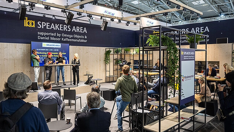 IBA Spotlight: B2B Essentials - 2
