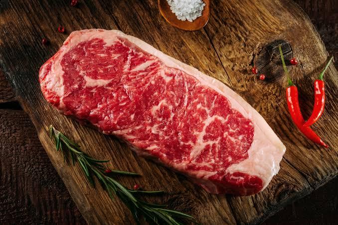 Frozen Premium 340G New York Striploin Italy Black Angus Beef Portioned Meat Box