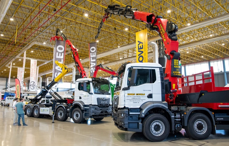 EXPOVANS & TRUCKS Spotlight: B2B Essentials - 2