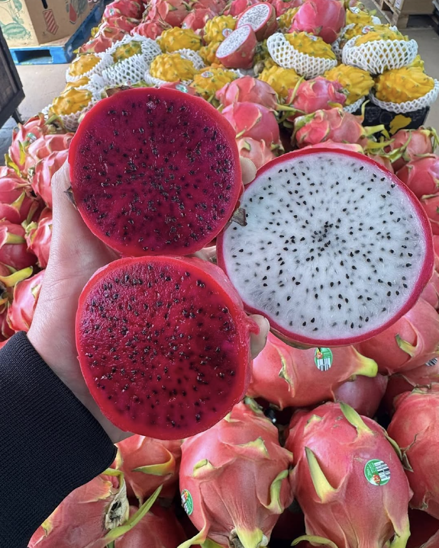 Premium Fresh Harvest Dragon Fruit Export Quality 9kg Dragon Fruit Sale