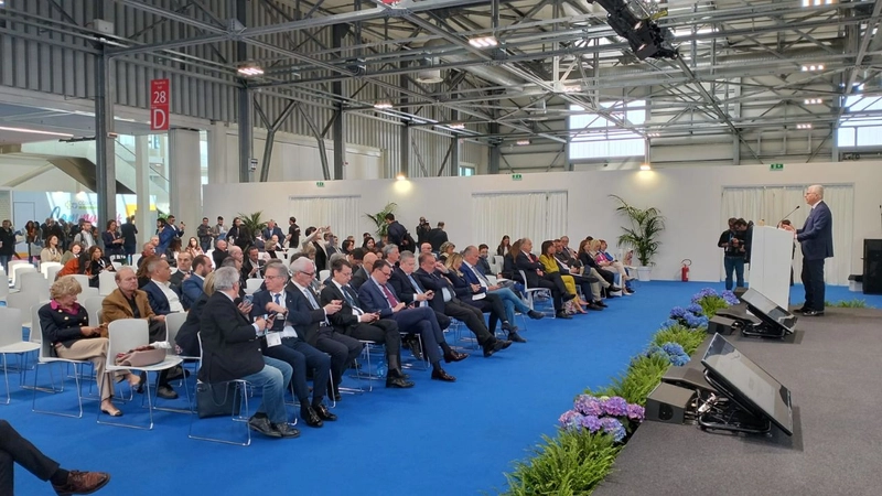 Why Attend COSMOFARMA? B2B Intro - 2