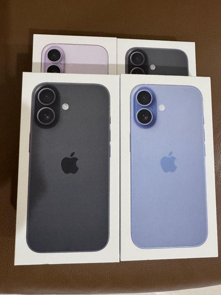 New Sealed iPhone 17 512GB Unlocked include Physical SIM and ESIM