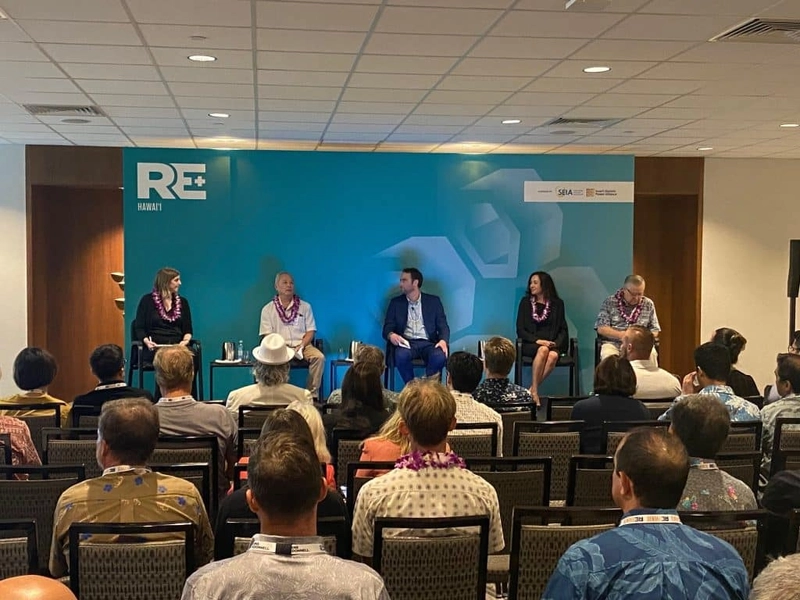 Inside RE+ Hawaii : B2B Key Insights - 1