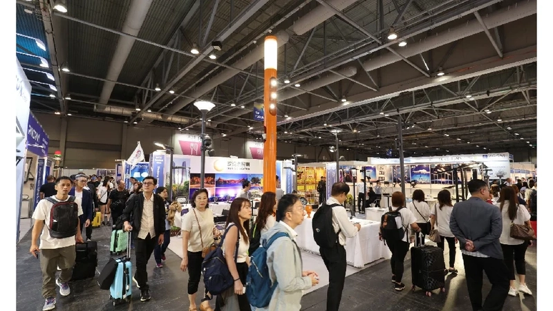 Inside Hong Kong International Outdoor and Tech Light Expo : B2B Key Insights - 2