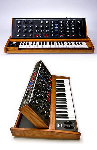 Moog Minimoog Voyager Old School 100% Analog Synth / 44keys in box,new //