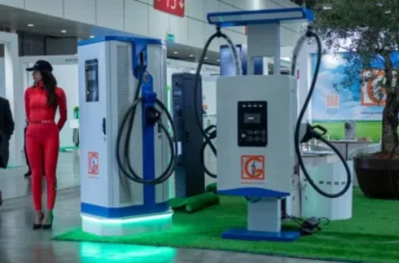 Discover E-CHARGE : B2B Event Guide - 1