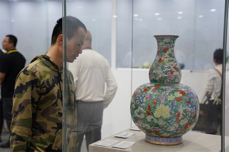 Discover CERAMICS CHINA: B2B Event Guide - 2