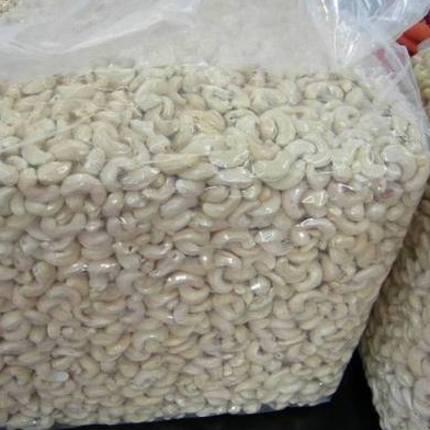 Cashew Nut Image 3