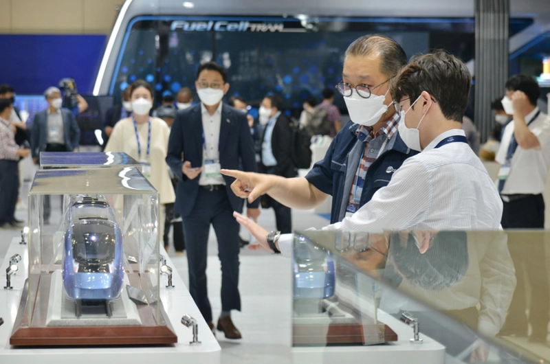 RailLog Korea Conference Spotlight: B2B Essentials - 2