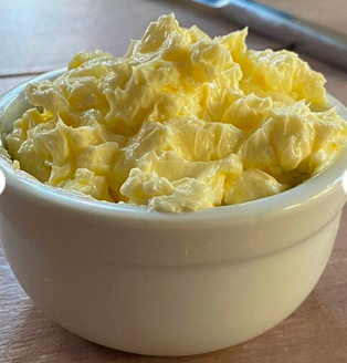 Salted Butter and Unsalted Butter in Bulk. 100 % Cow Milk Butter Salted and Unsalted Butter. Wholesale Top Grade.
