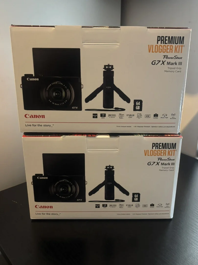 Canon PowerShot G7 X Mark III Front View