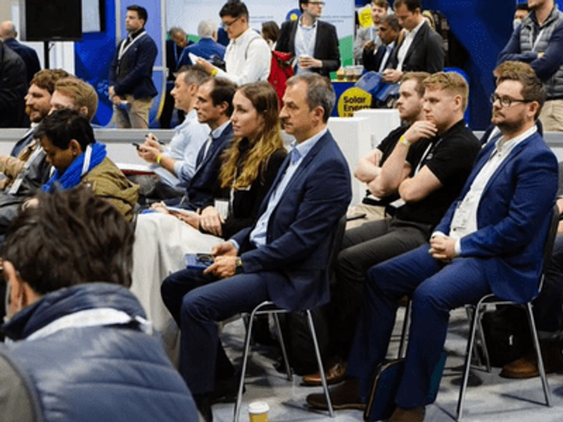 SOLAR & STORAGE LIVE - EUROPE - ZURICH Spotlight: B2B Essentials - 3