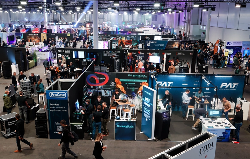 Discover LEaT con: B2B Event Guide - 1