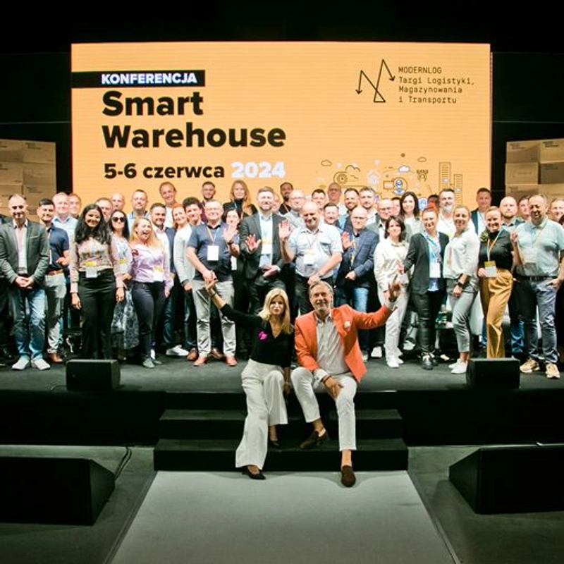 Smart Warehouse Spotlight: B2B Essentials - 1