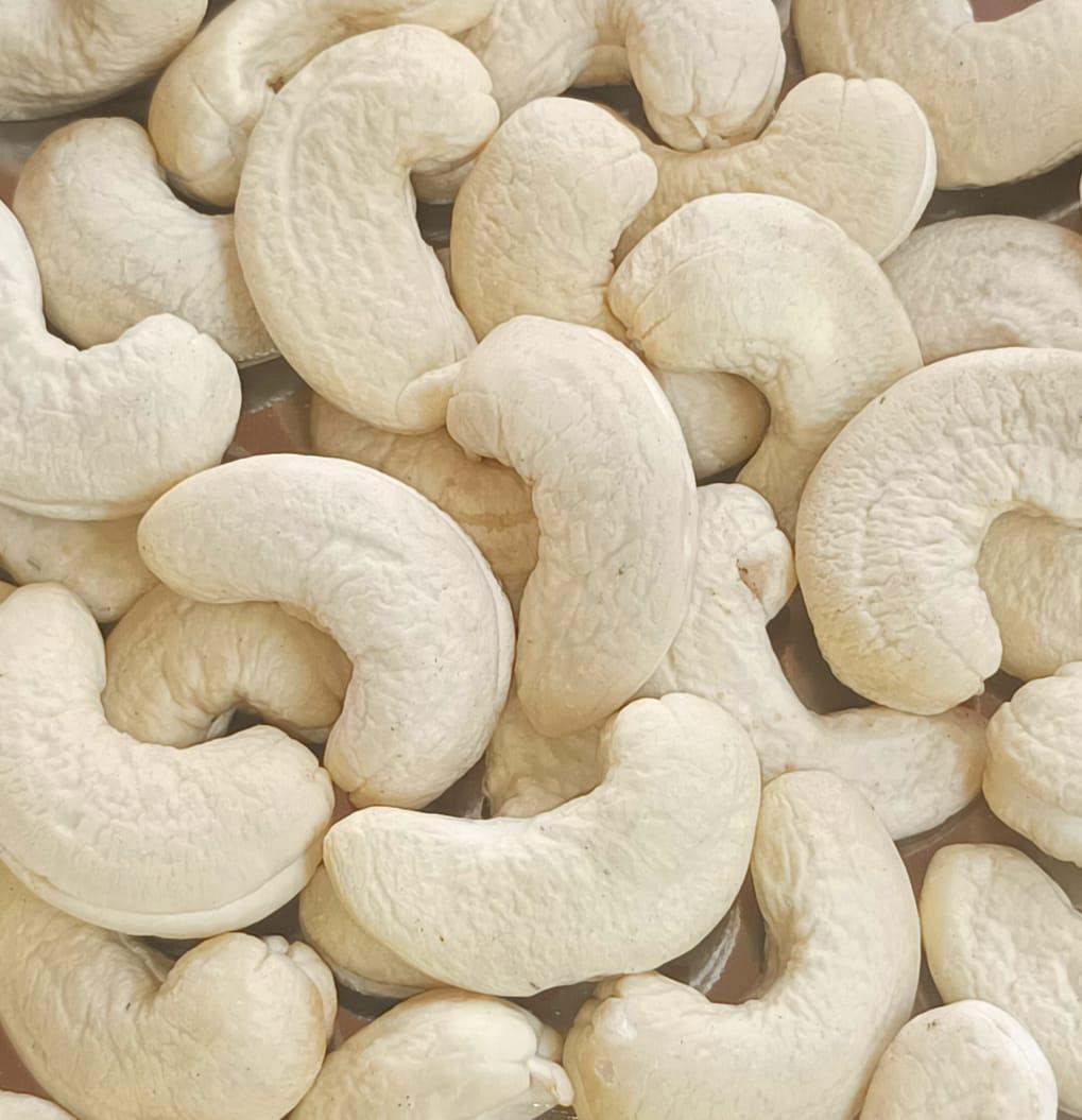 cashew kernels