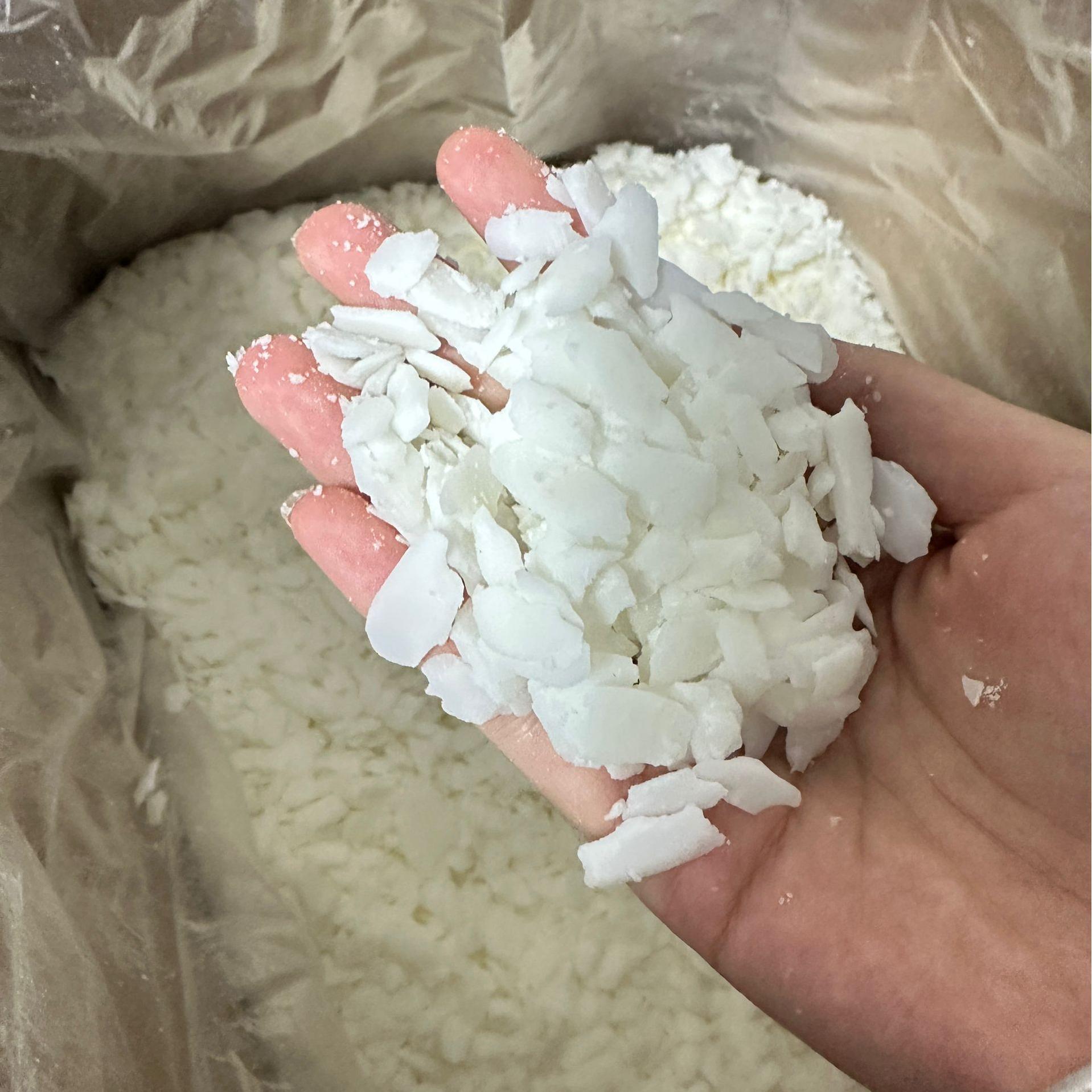 52℃ flake Soy wax for scented candle container cadles